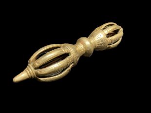 Nine-pronged pestle